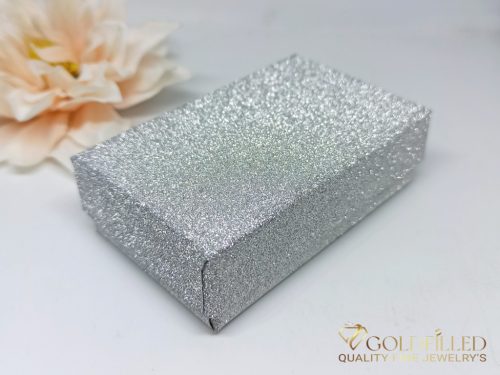 Poklon kutija (za naušnice, žensku ogrlicu, narukvicu) 5 cm X 8 cm