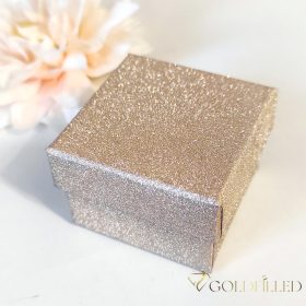 Poklon kutija (za naušnice) 5 cm X 5 cm