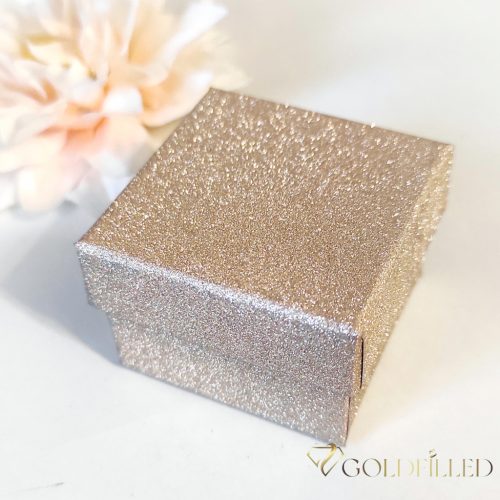 Poklon kutija (za naušnice) 5 cm X 5 cm